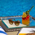 La Suite Hotel And Apartments