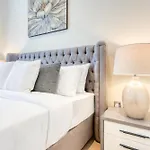 Rh- Downtown Delight, Chic 01Br Near Dubai Mall & Burj Khalifa, Rp Heights