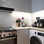 Alh Vacay 412 - Fascinating 1 Bedroom In Binghatti Canal