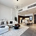 Trophy - Ultra Luxury Suite With Fireplace
