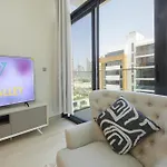 Silk Valley - 1B With Partial Burj Khalifa View