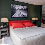 Lux 1-Br Apartment In Armani Residences