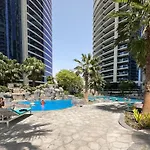 Trophy - Paramount Suites W Burj Khalifa View & Huge Balcony