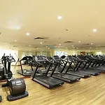 Chic Studio In The Crescent A, Dubai Production City By Deluxe Holiday Homes