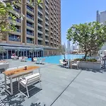 Elegant Studio Apartment For 2 At The Address Dubai Mall