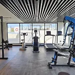 Peaceful Studio Flat That Sleeps 2 In Jumeirah Village Circle