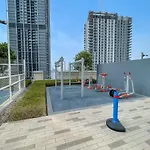 Prestigious 2-Bedroom Unit With Waterfront Charm In Dubai Creek Harbour