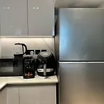 Fully Furnished 1 Bedroom Apartment With Balcony