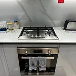 Fully Furnished 1 Bedroom Apartment With Balcony