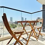Oyo Home 1366 Standard One Bedroom Jvc