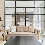 Elegant 2Br Living Steps From Dubai Hills Park