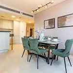 Modern 2Br In Sky Gardens, Difc By Deluxe Holiday Homes