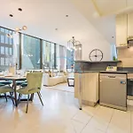 Modern 2Br In Sky Gardens, Difc By Deluxe Holiday Homes