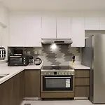 Livbnb- Classy 3 Plus 1 Maid\'S Room Townhouse In Villanova