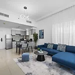 Like Home - 1810 Stunning 1-Bhk Apartment In Prime Location