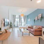 Havn - Studio Apartment In Living Garden, Jvc