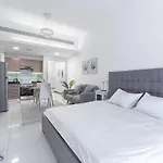 Havn - Studio Apartment Infront Of Circlemall, Jvc
