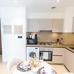 Modern 1Br In Sobha Creek Vista Reserves
