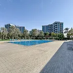 1Br Oasis With Pool, Gym, And Kid\'S Playground
