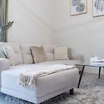 Lavish 2Br Apartment In Sobha Creek Vistas