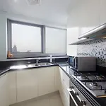 Opulent 2Br In Paramount Hotel Apt