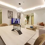 Opulent 2Br In Paramount Hotel Apt