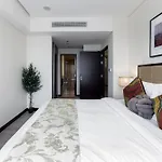 Address Dubai Marina, Dubai Marina - Mint Stay