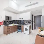Magnificent And Elegant Studio In Al Barsha South