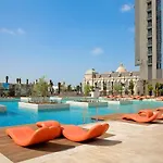 Blueground Noora Elevator Pool Balcony Dxb-828