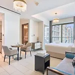Stay By Latinem Luxury Studio G6812 Near Downtown
