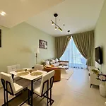 Stylish 1Br In Jvc With Pool View