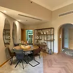 Palm Jumeirah Beach-Access Hideaway