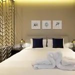Stylish Studio Apartment With Pool In Business Bay