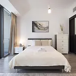 Waterfront Studio, Perfectly Located In Dubai Marina