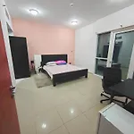 Private Master Room Marina Beach Next To Marriott