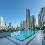 Maison Privee - Sky-High Elegance With Unrivaled Burj Khalifa Views