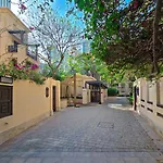 Easygo- Spacious-Authentic-City Center