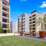 Portside Bliss In La Sirene 1 Bedroom With Seaport View
