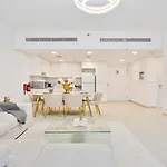 Modern Living -Near Madinat Jumeirah Living -Close To Beach