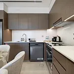 2Br Burj & Fountain View 5 Mins To Dubai Mall