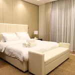Brand New Large 2 Bedroom With Burj Khalifa View Mid Floor In Business Bay