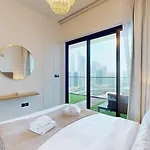 Pvh - Exquisite 1Br With Canal View In Businessbay