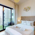 Pvh - Exquisite 1Br With Canal View In Businessbay