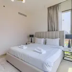 Trps - Downtown Views II Tower 2, Downtown Dubai - 3Br Plus Maids - Stylish Apartment Near Burj Khalifa & Attractions