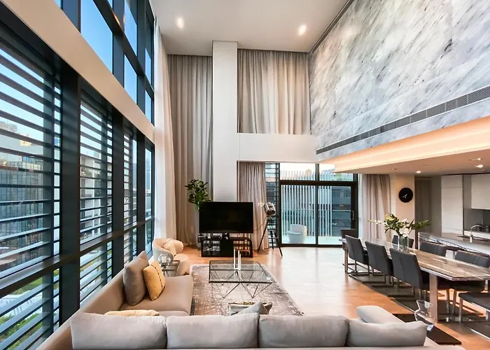 Fam Living Duplex - City Walk