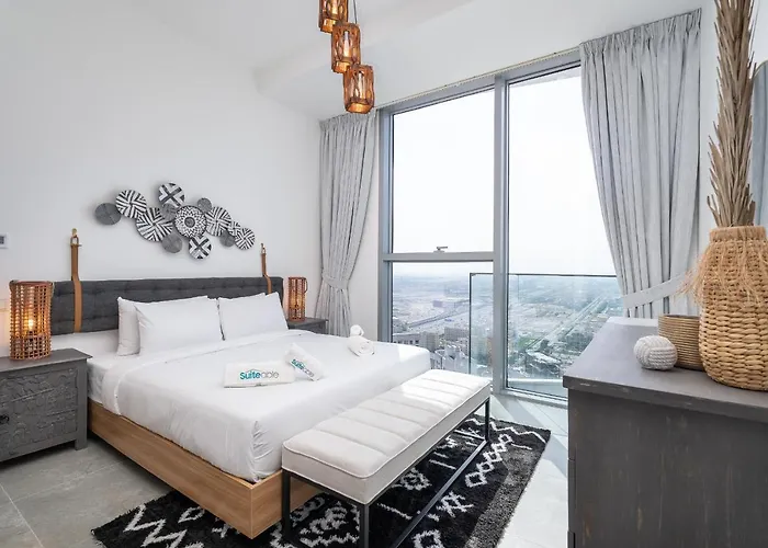 Urban Tropic 3 Bedroom Apartment With Full Sea View By Suiteable Interiors