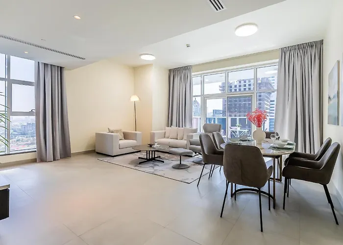 Spacious Apartment With Maid Room In Dubai Marina I Marina Arcade