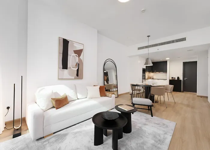 Luxe Living In Our Exquisite 1 Bedroom Apartment