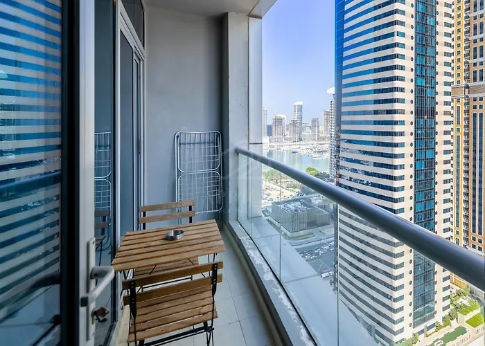 Torch Tower Apartment In Dubai Marina