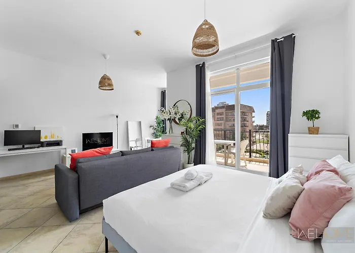 Welhome - Stylish Studio With Park Views In Regent House 2
